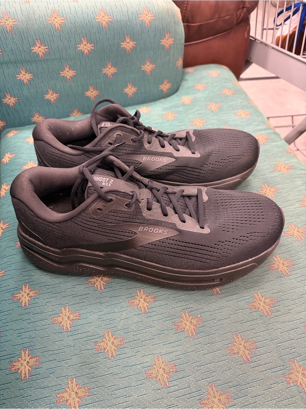 Brooks Ghost 2 Max Men's Athletic Shoes Black